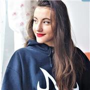 Étudiante en licence d'anglais, cours jusqu'au lycée